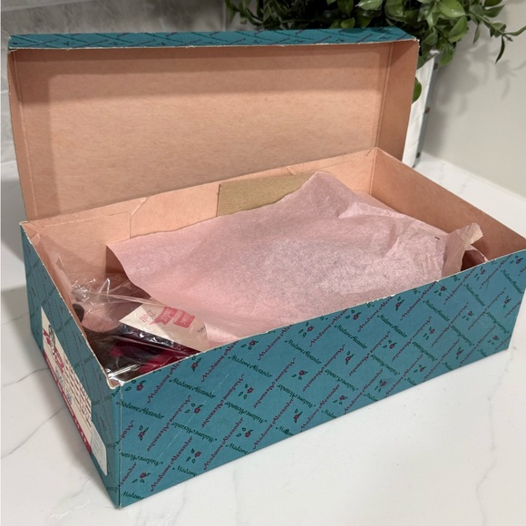 Madame Alexander Romeo Doll 1360 with Red Tights NIB w/ Tags & receipt - Picture 6 of 8